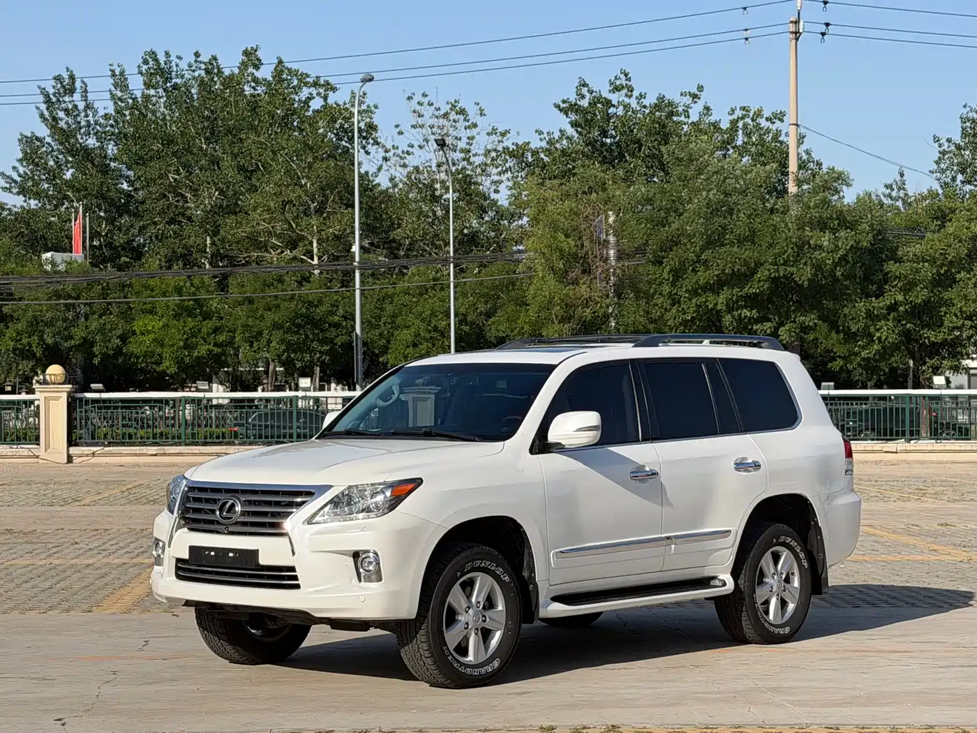 Lexus LX 2013 570