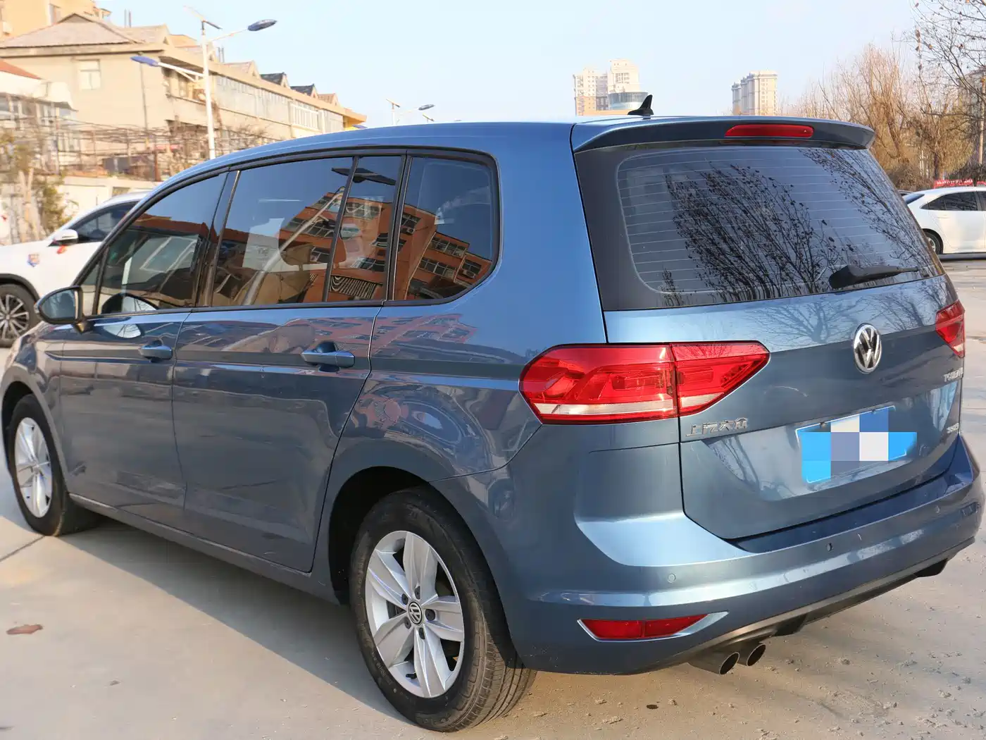 Volkswagen Touran 2018 Touran L 280TSI DSG Trendline 7-seater China V фото 6
