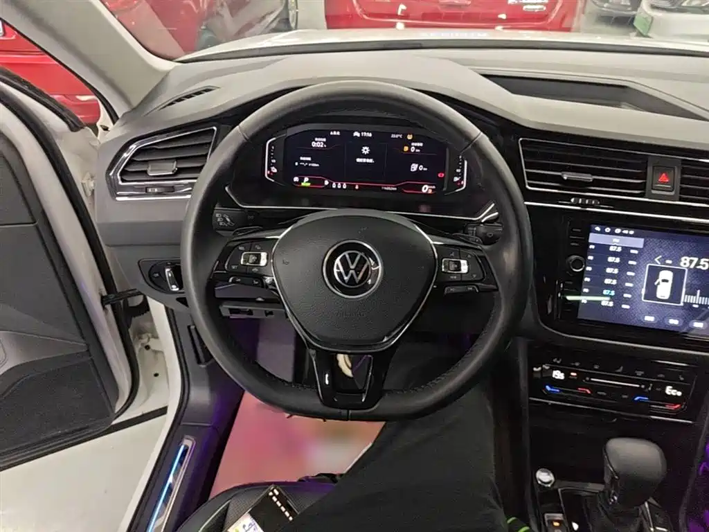 Volkswagen Tiguan L PHEV 2021 430PHEV Plug-in Hybrid Flagship фото 11