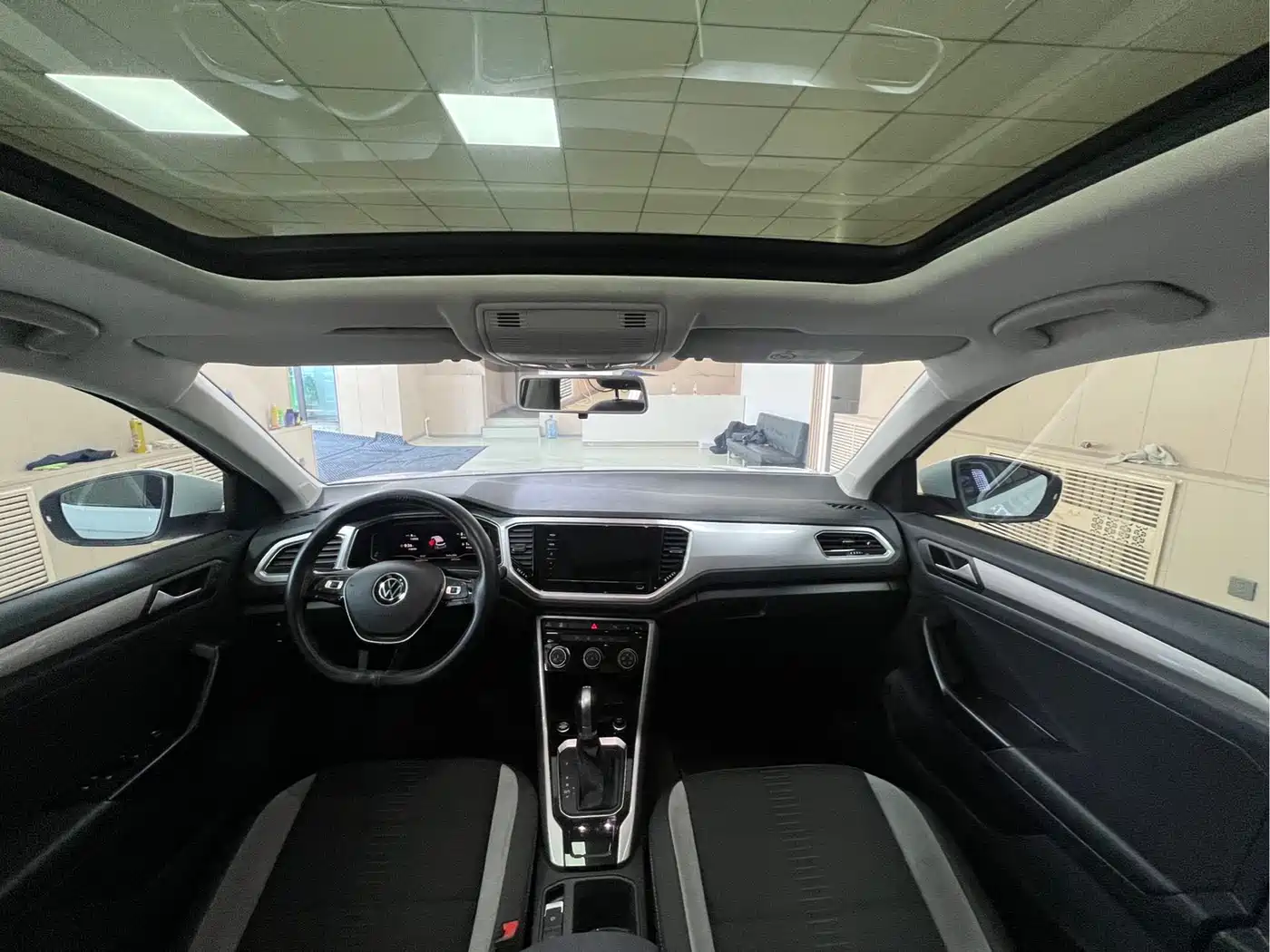 Volkswagen T-ROC 2022 280TSI DSG 2WD Elite PLUS фото 7