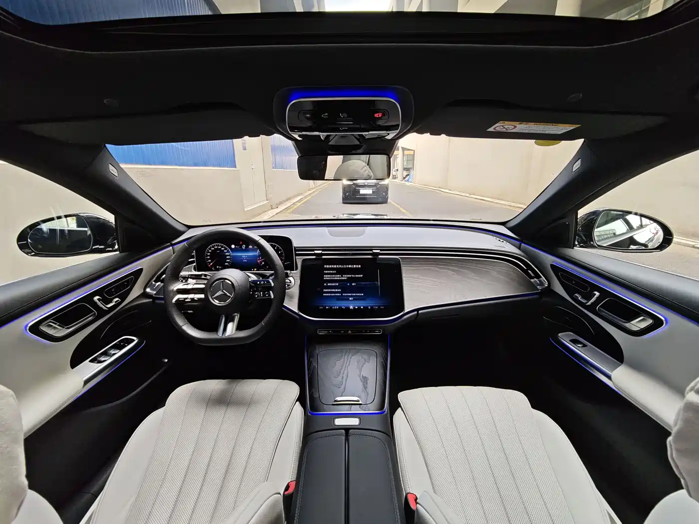 Mercedes-Benz E-Class 2024 E 300 L Fashion Sport фото 5