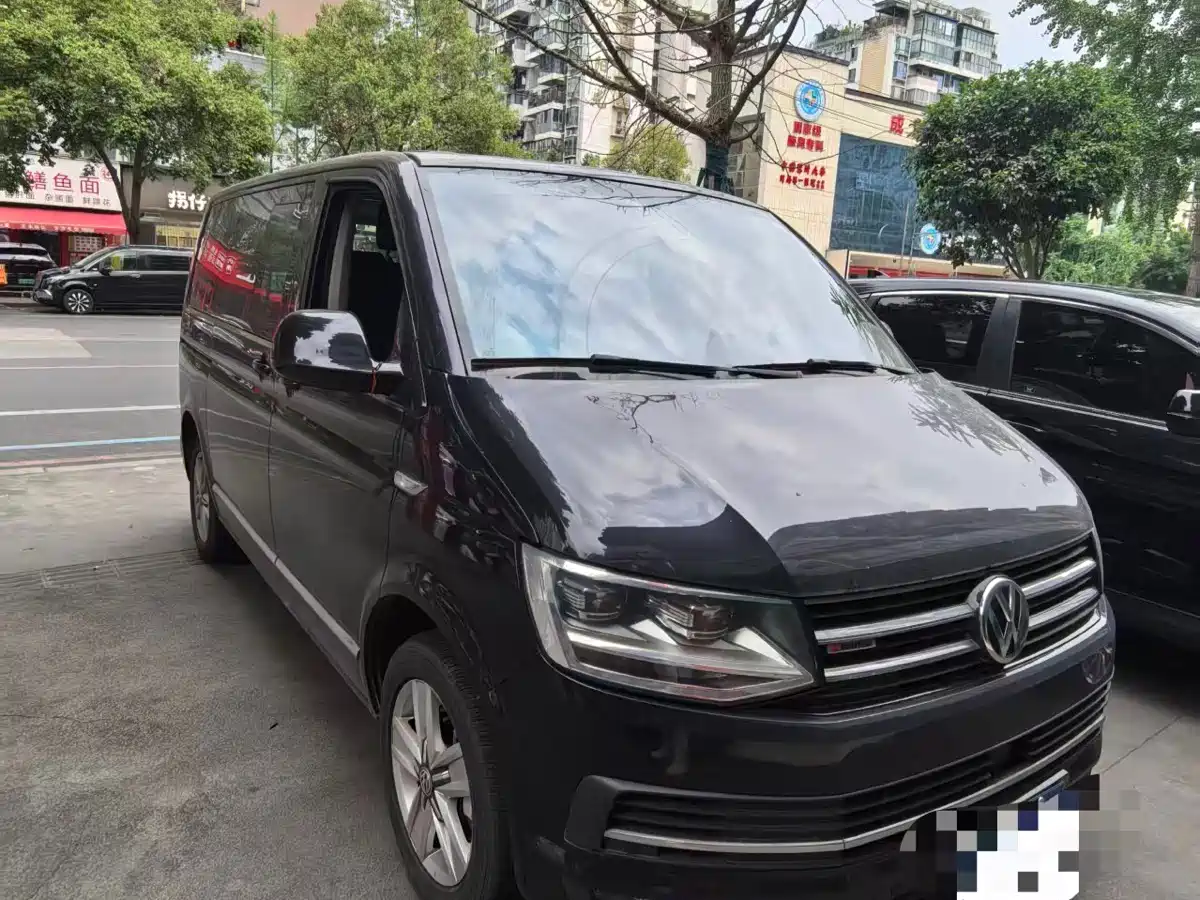 Volkswagen Multivan 2016 2.0TSI 4WD Prestige 7-Seater фото 2