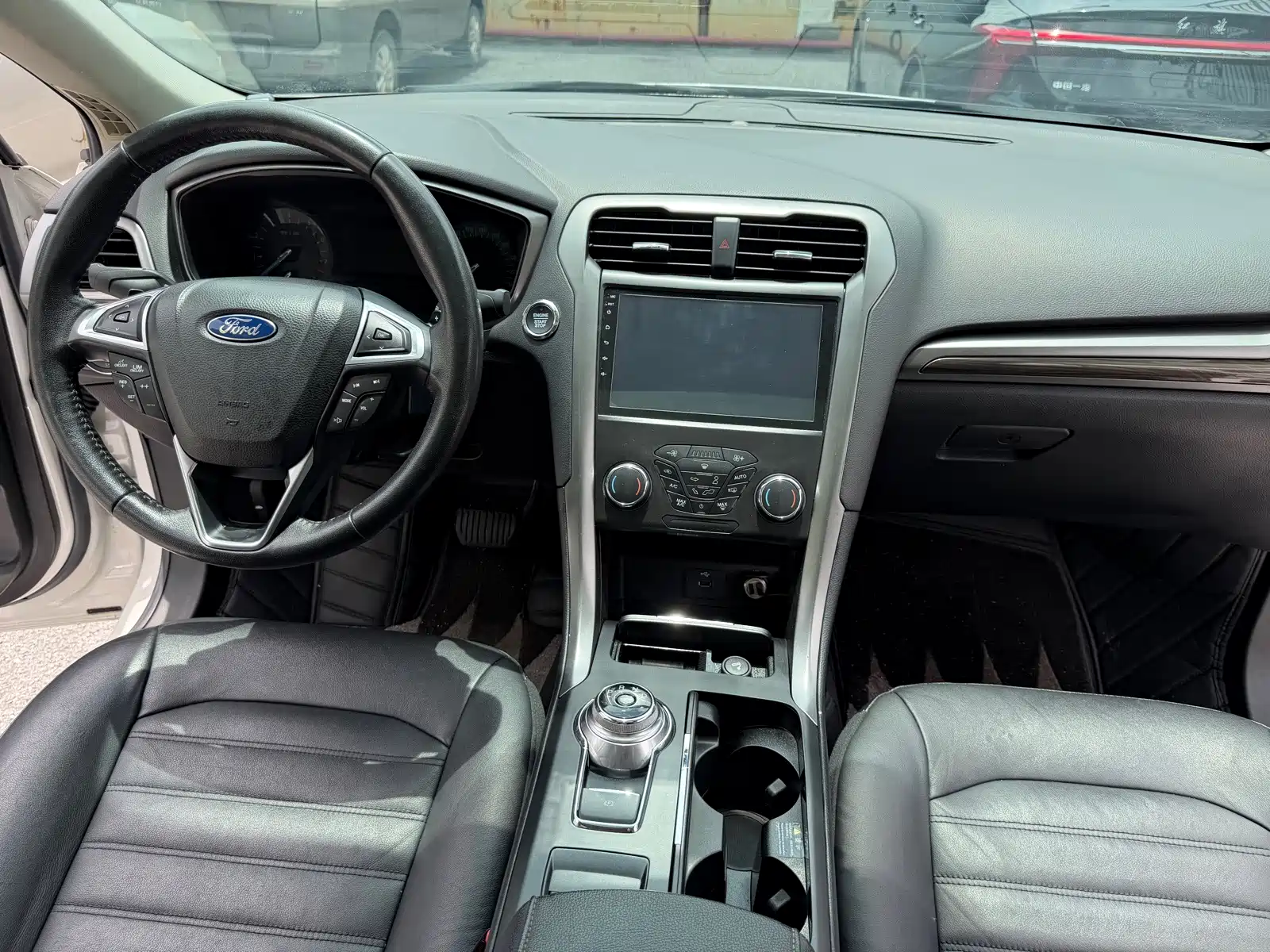 Фото 7 - Ford Mondeo