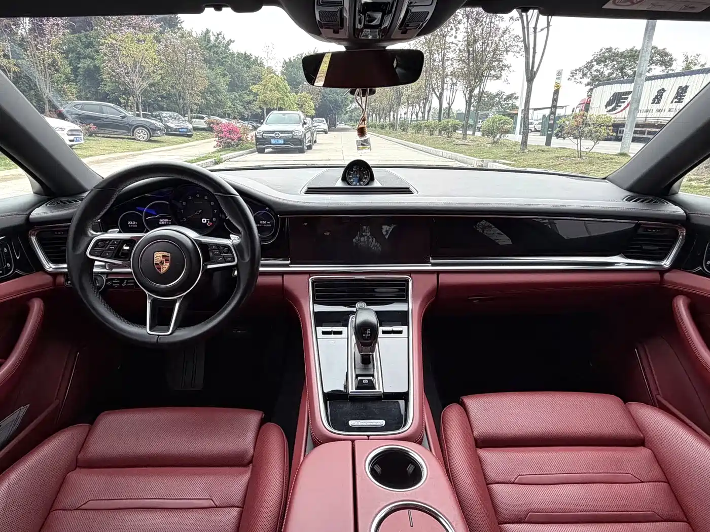 Porsche Panamera 2019 Panamera 2.9T фото 6