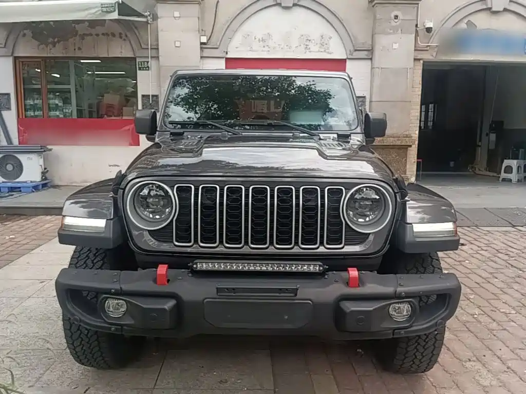 2025 Jeep Wrangler