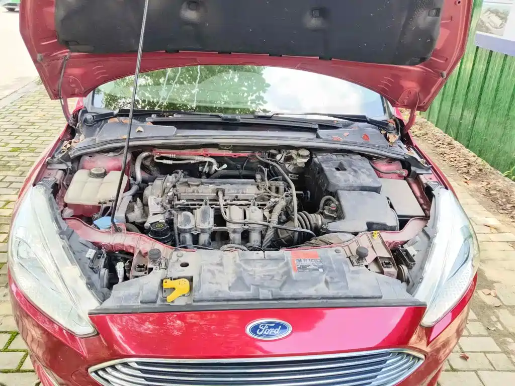 Фото 9 - Ford Focus