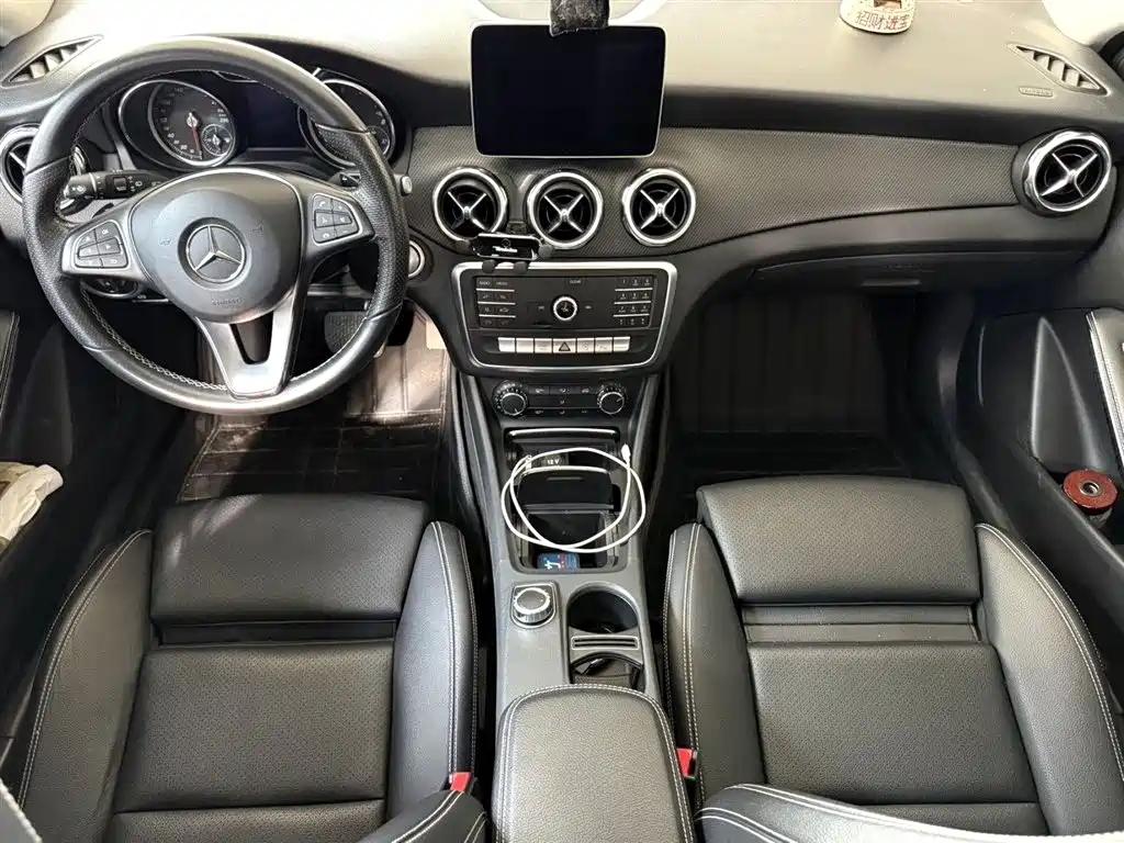 Mercedes-Benz GLA 2019 GLA 200 Dynamic фото 4
