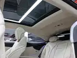 Фото 25 - Mercedes-Benz S-Class