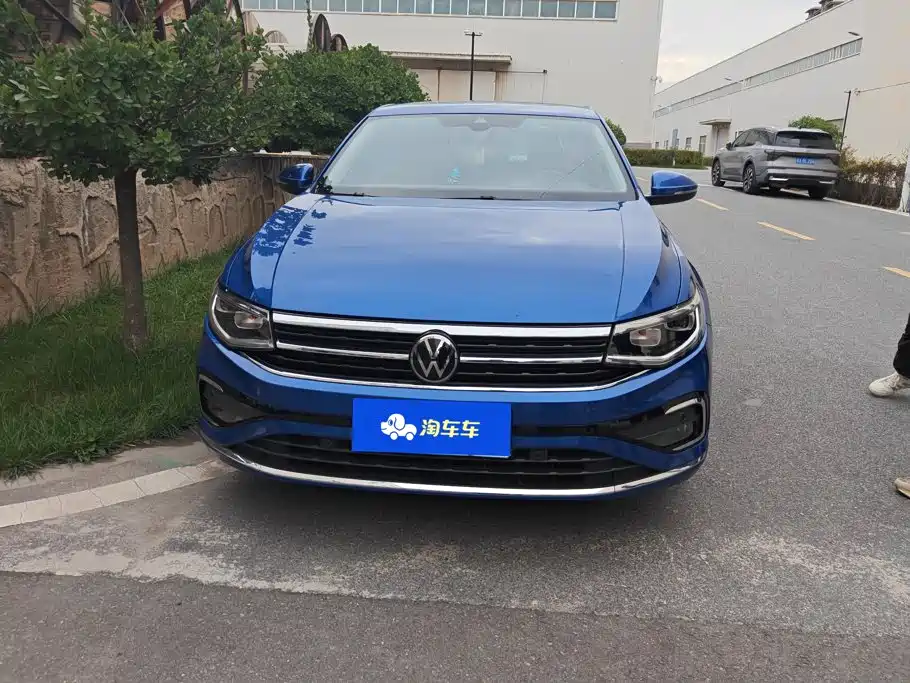 Photo 2 - Volkswagen Bora