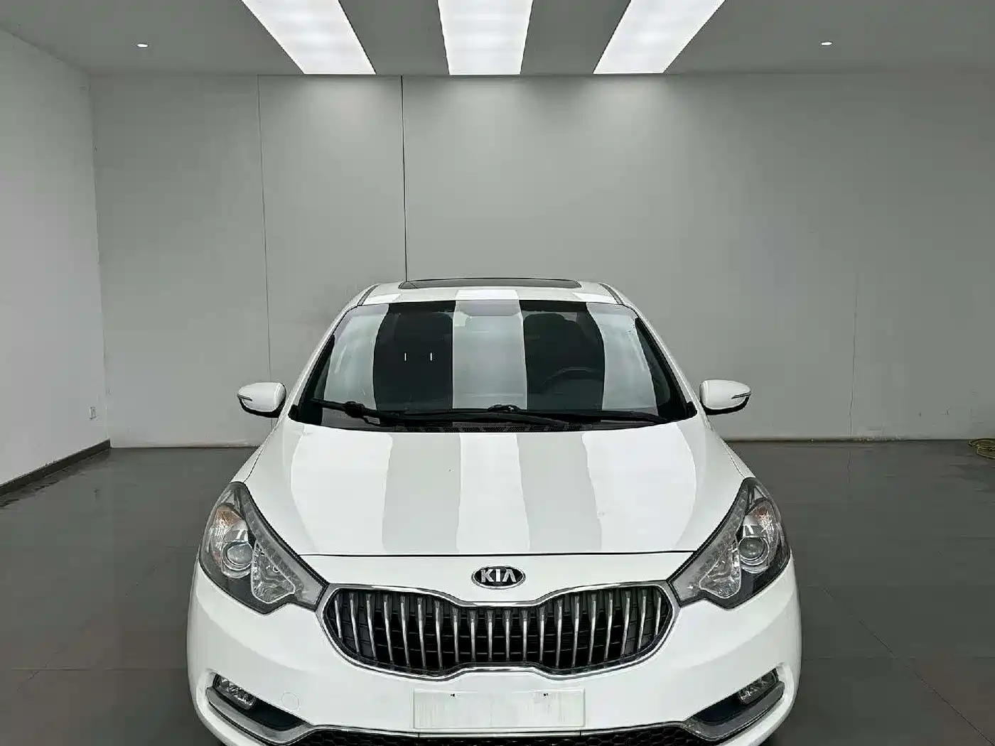 Kia K3 2015 1.6L Manual GLS фото 2
