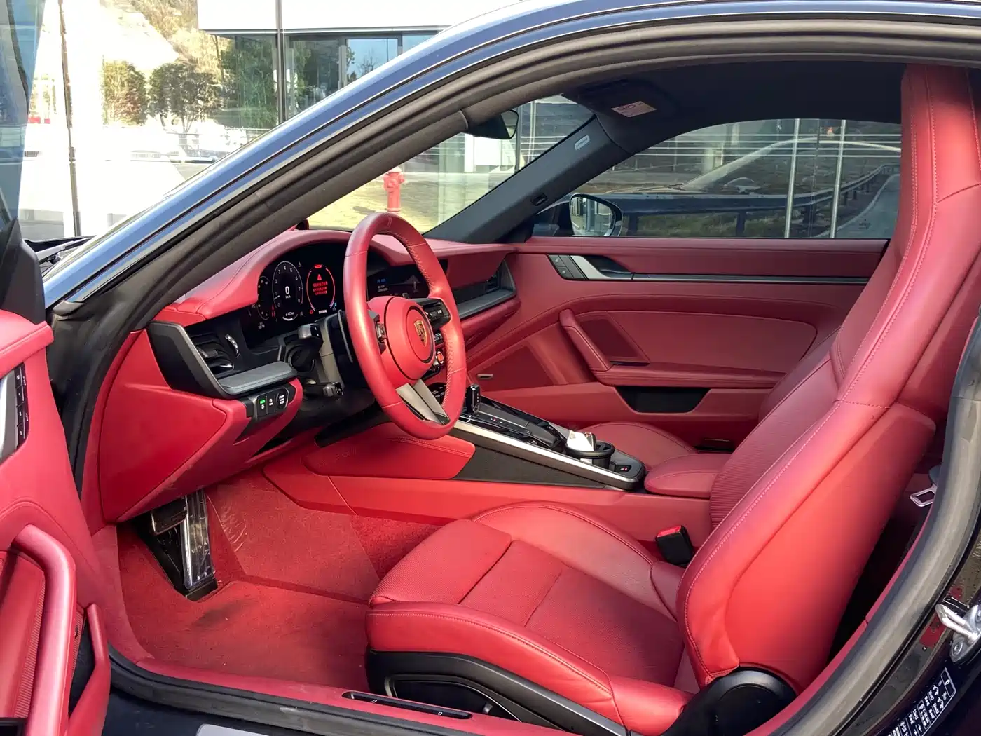 PORSCHE 911