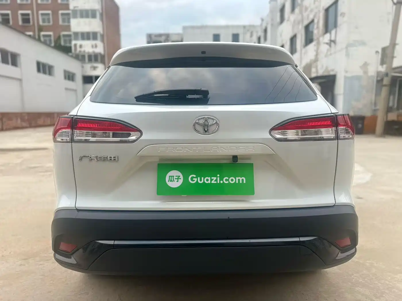 Toyota Frontlander 2023 2.0L CVT Leading Edition фото 6