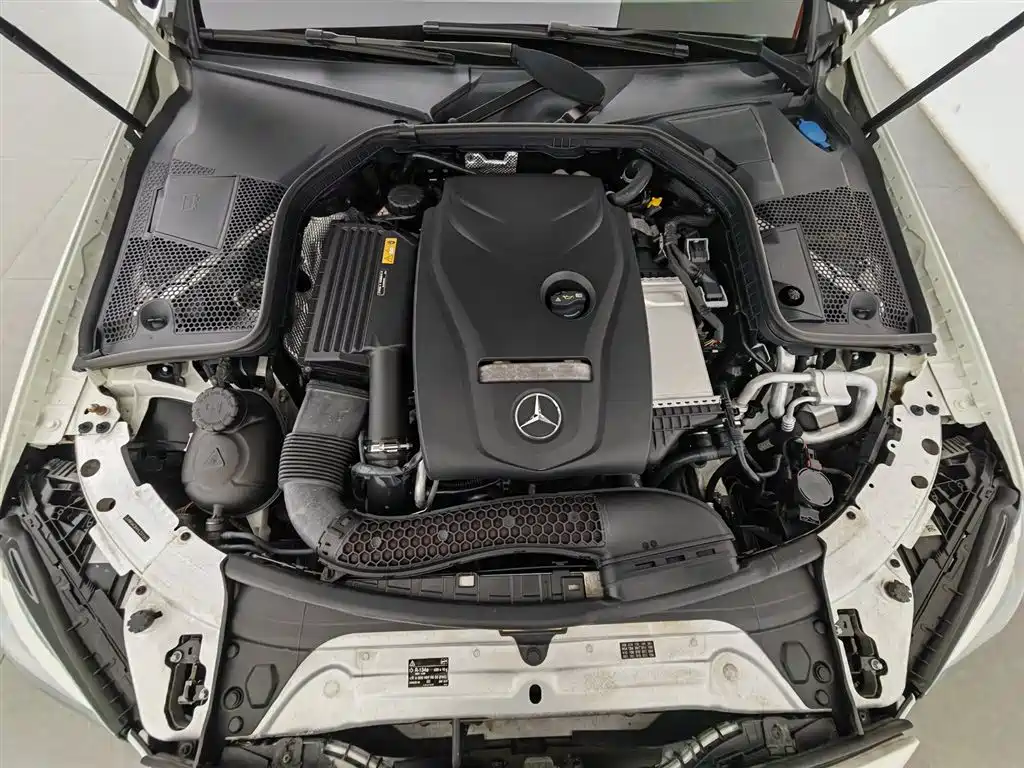 Mercedes-Benz C-Class 2017 C 200 L Sport фото 6