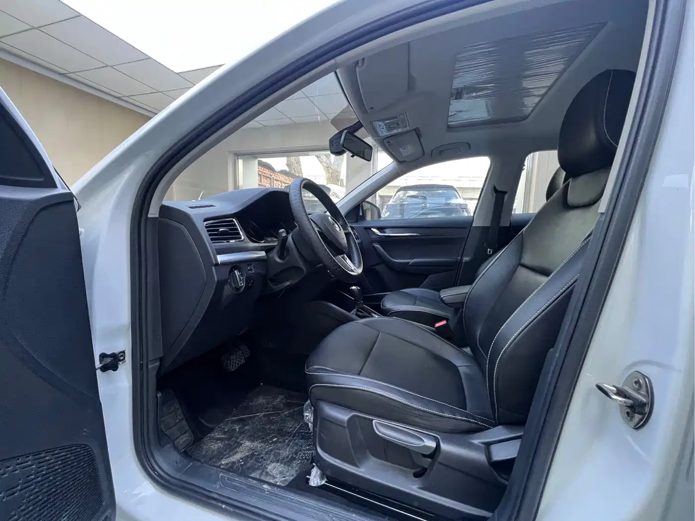 Škoda Kamiq 2023 1.5L Auto Comfort Edition фото 7