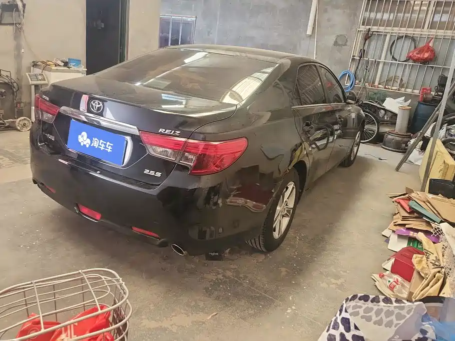 Toyota Reiz 2016 2013 2.5S Elite Edition