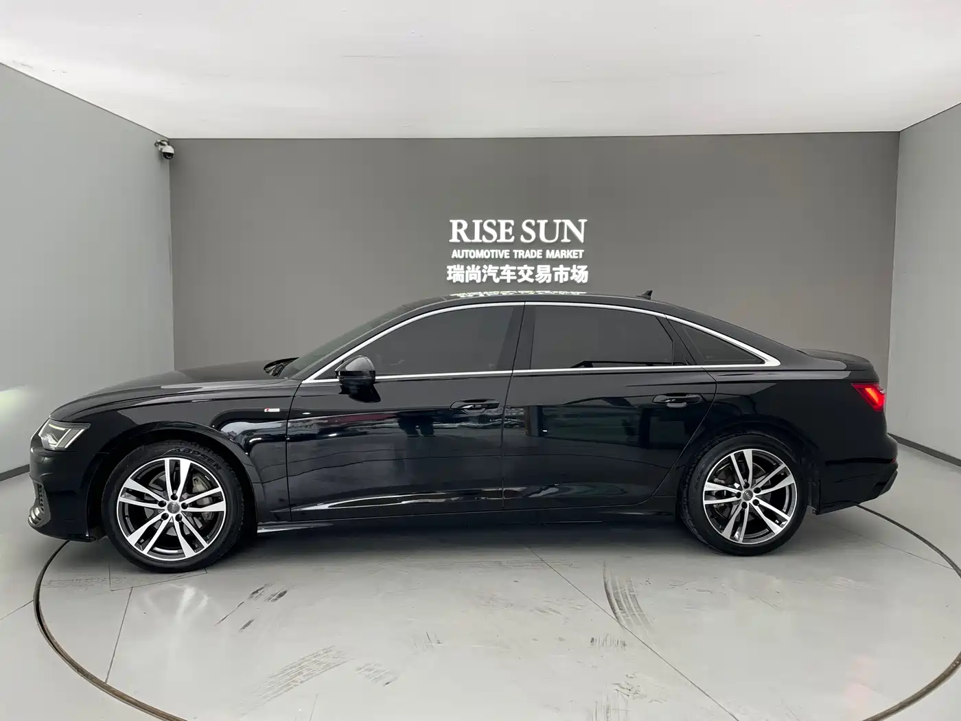 Audi A6L 2020 40 TFSI Luxury Dynamic фото 10
