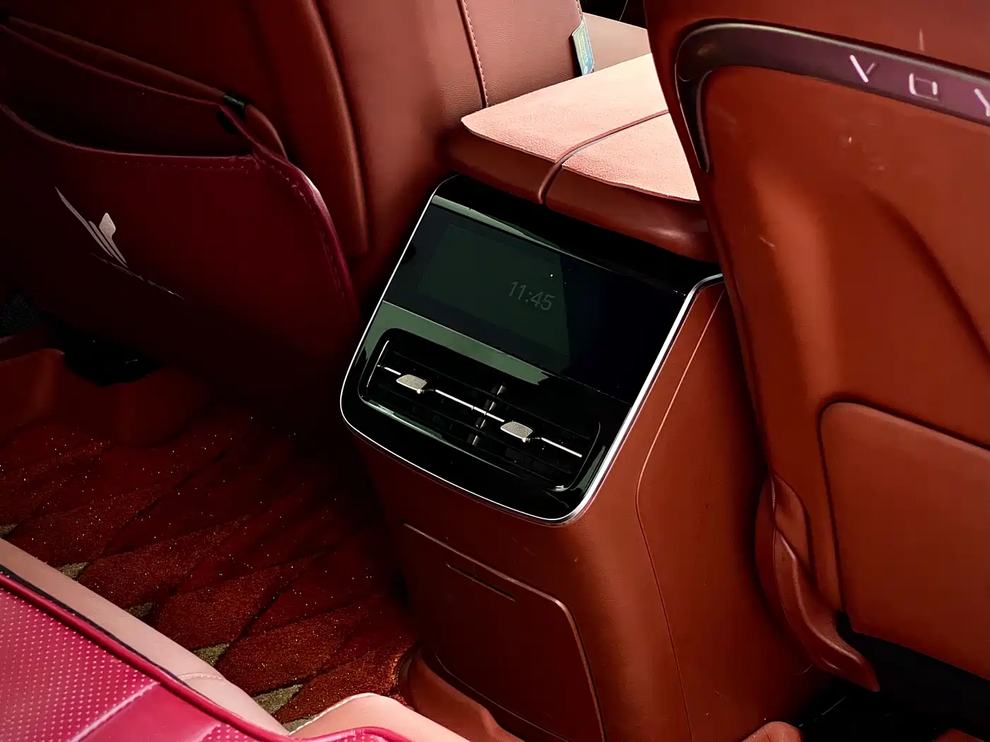 Voyah Auto VOYAH FREE 2024 Ultra Long Range Intelligent Driving Edition фото 14