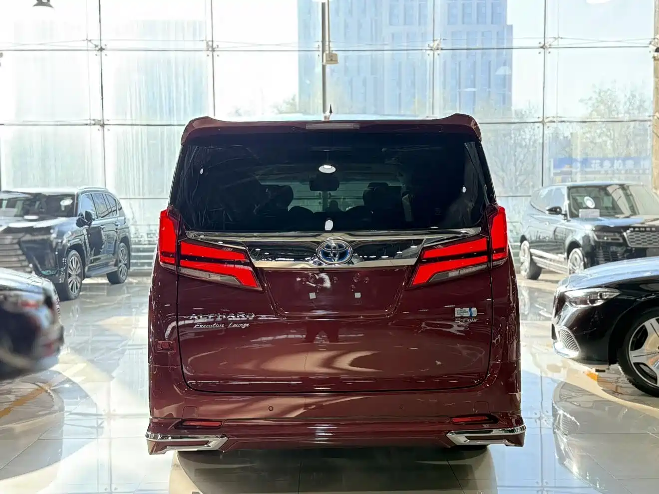 Toyota Alphard 2021 Hybrid 2.5L Premium фото 20