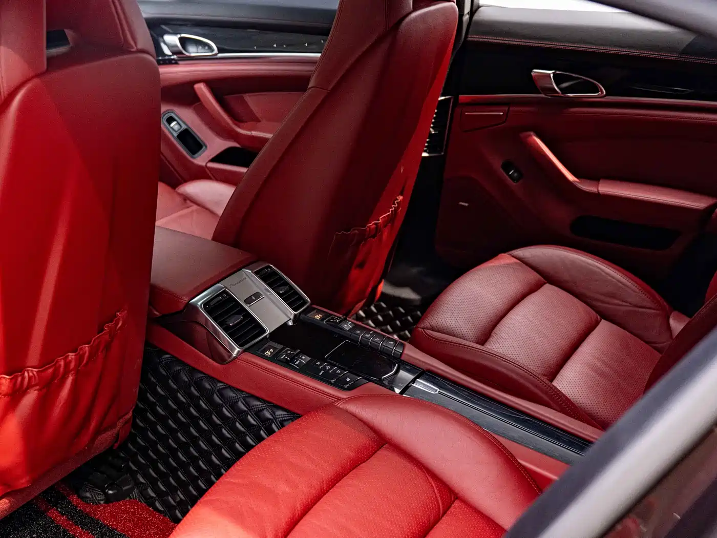 Porsche Panamera 2014 Panamera 3.0T фото 8