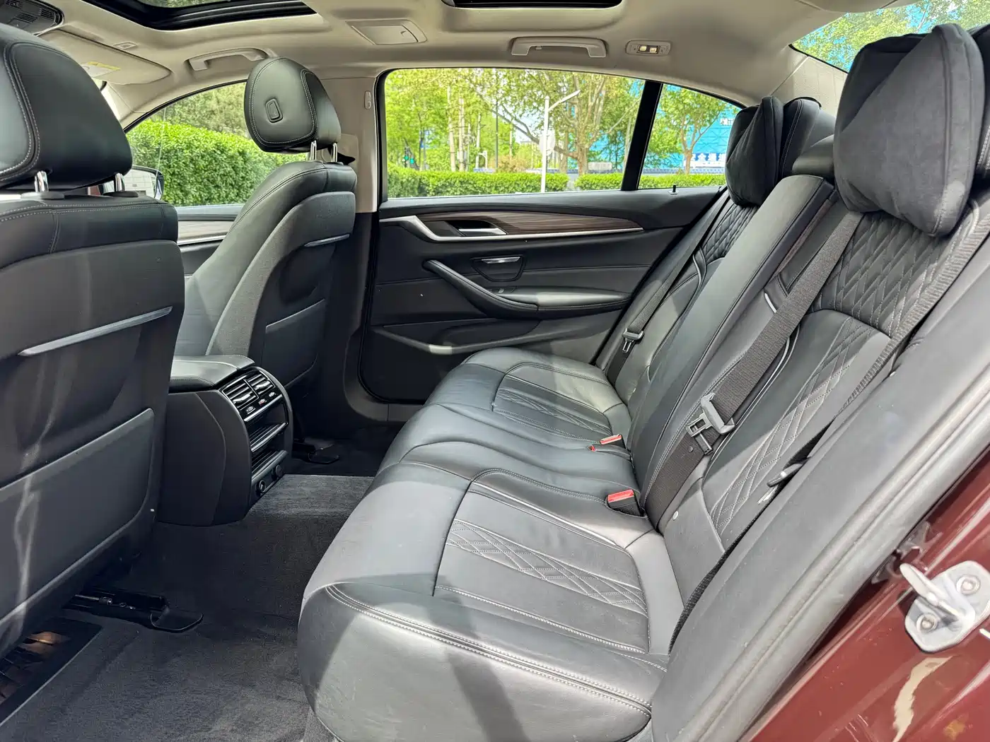 BMW 5 Series New Energy 2019 Facelift 530Le Luxury Package фото 16