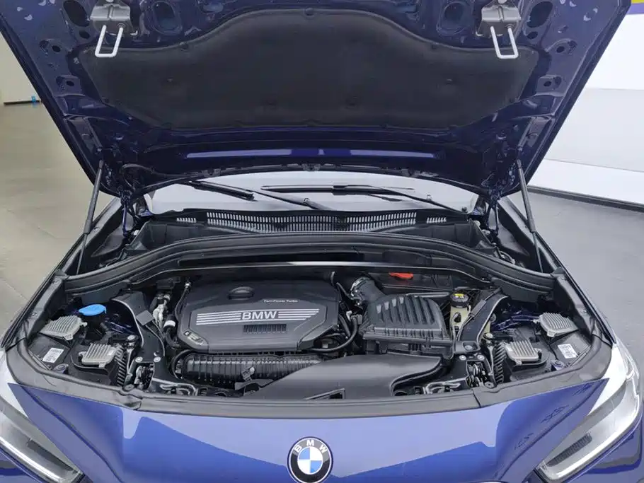 Photo 10 - BMW X2