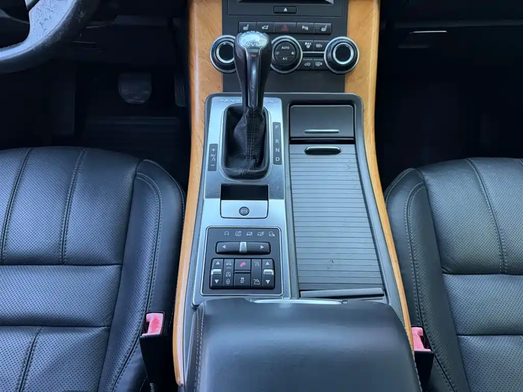 Land Rover Range Rover Sport 2013 3.0 TDV6 Diesel фото 7