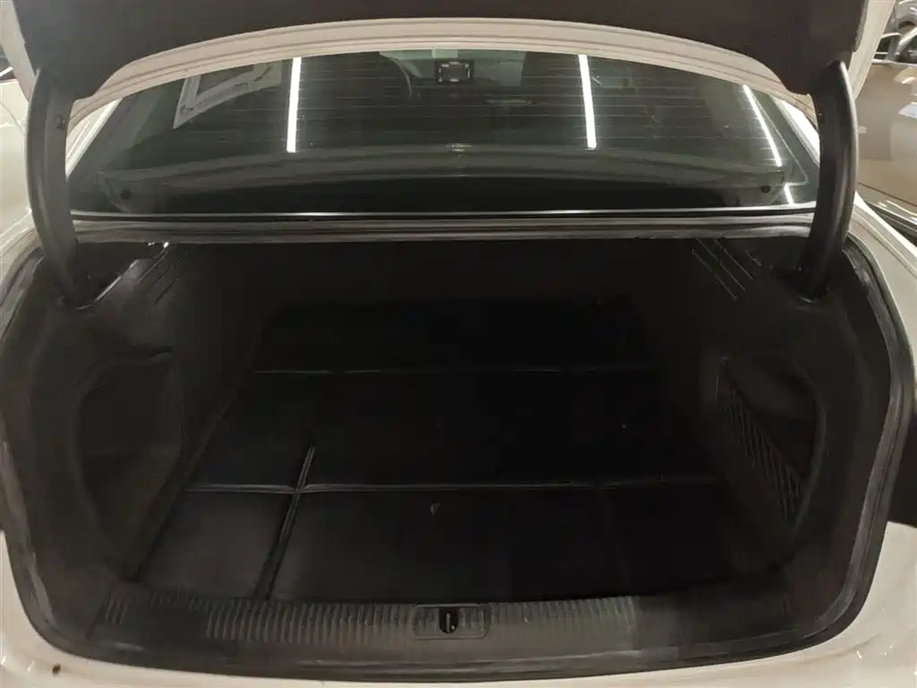 Audi A4L 2018 30th Anniversary 40 TFSI Progressive фото 19