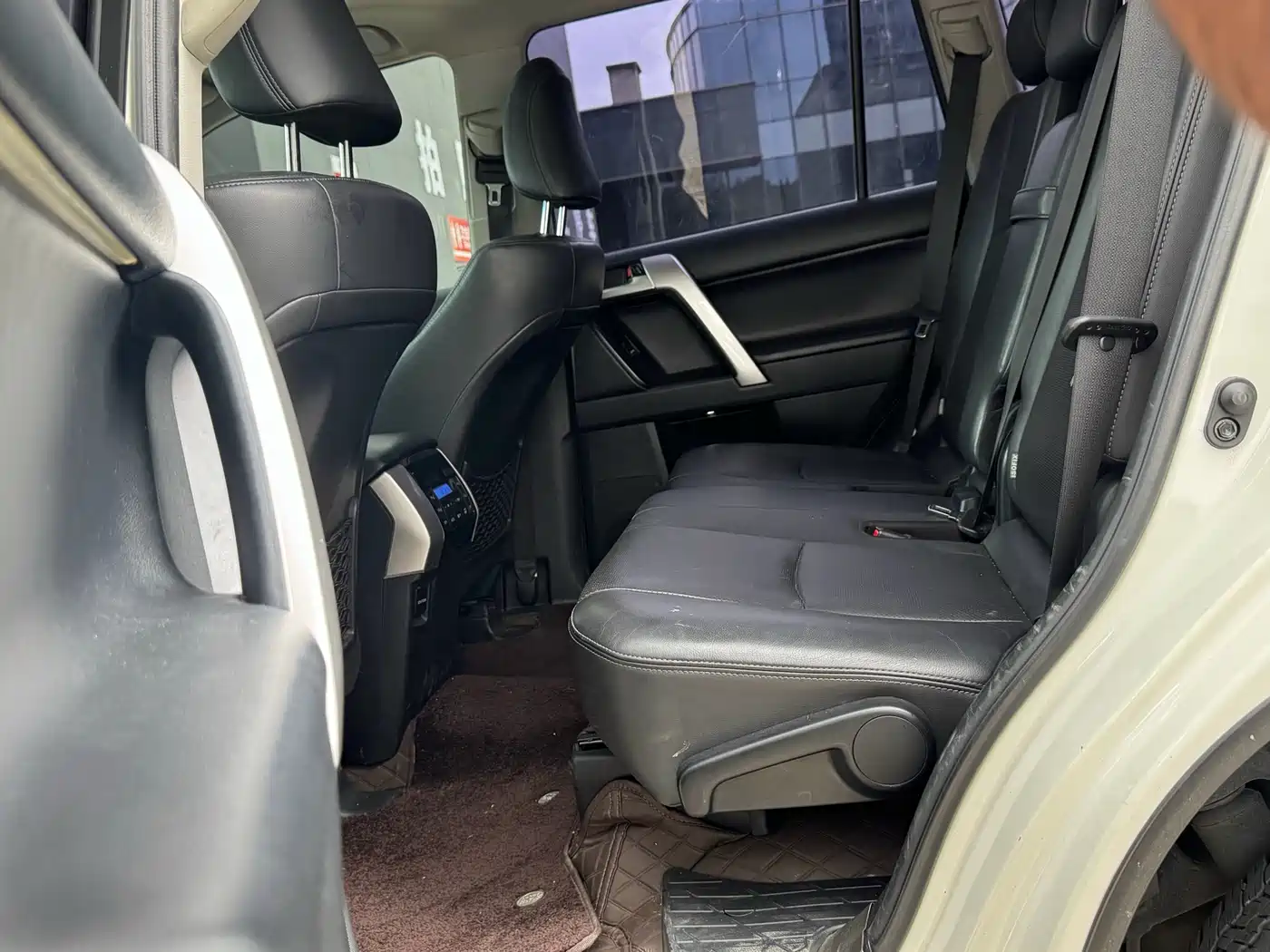 Toyota Prado 2019 3.5L Automatic TX-L Zunxiang Edition with Rear-mounted Spare Tire фото 12