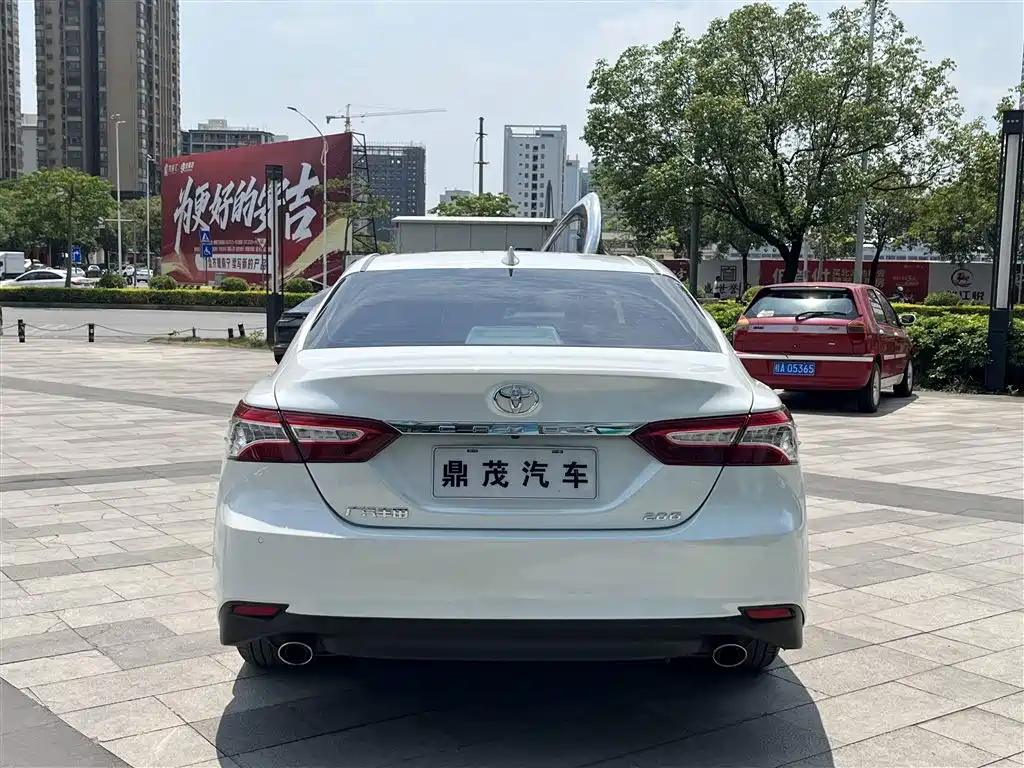 Toyota Camry 2021 2.0G Luxury Edition фото 4