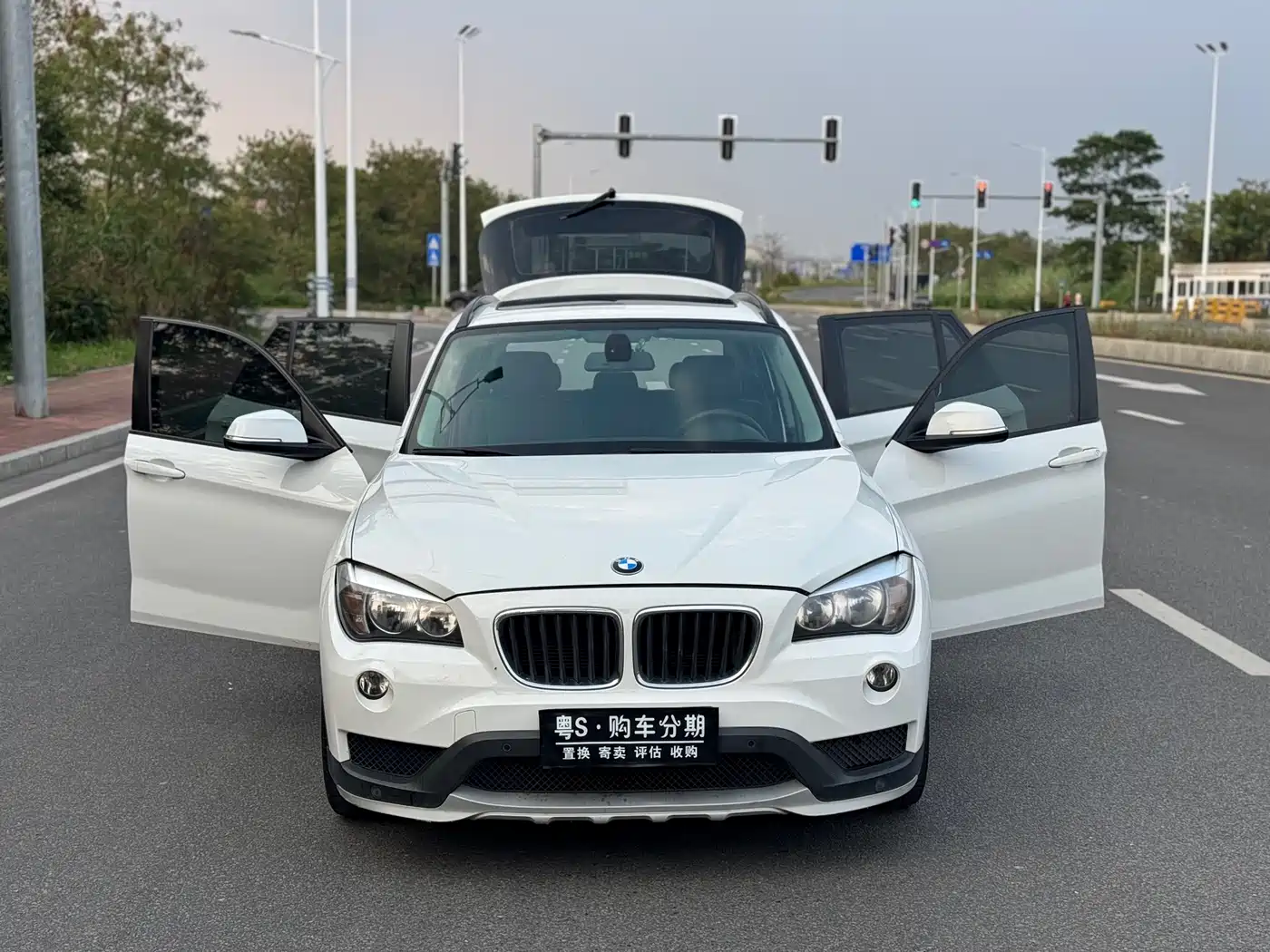 BMW X1 2015 Model sDrive18i Fashion Advanced Edition фото 25