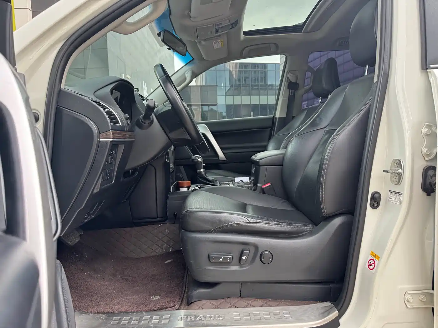 Toyota Prado 2019 3.5L Automatic TX-L Zunxiang Edition with Rear-mounted Spare Tire фото 11