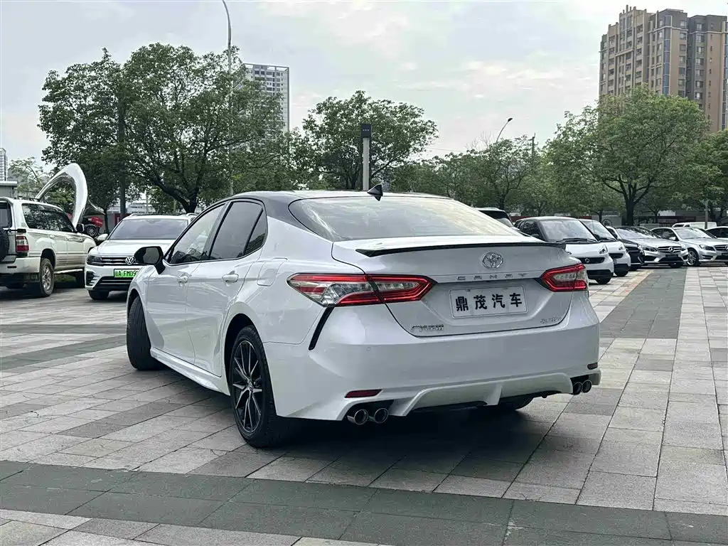Toyota Camry 2021 2.0S Sporty Edition фото 7