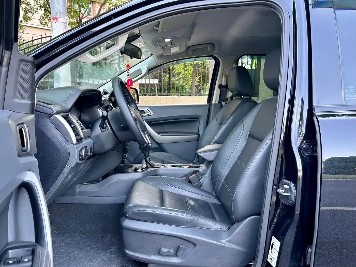 Ford Everest 2016 2016 2.0T Gasoline Automatic 4WD Luxury Edition