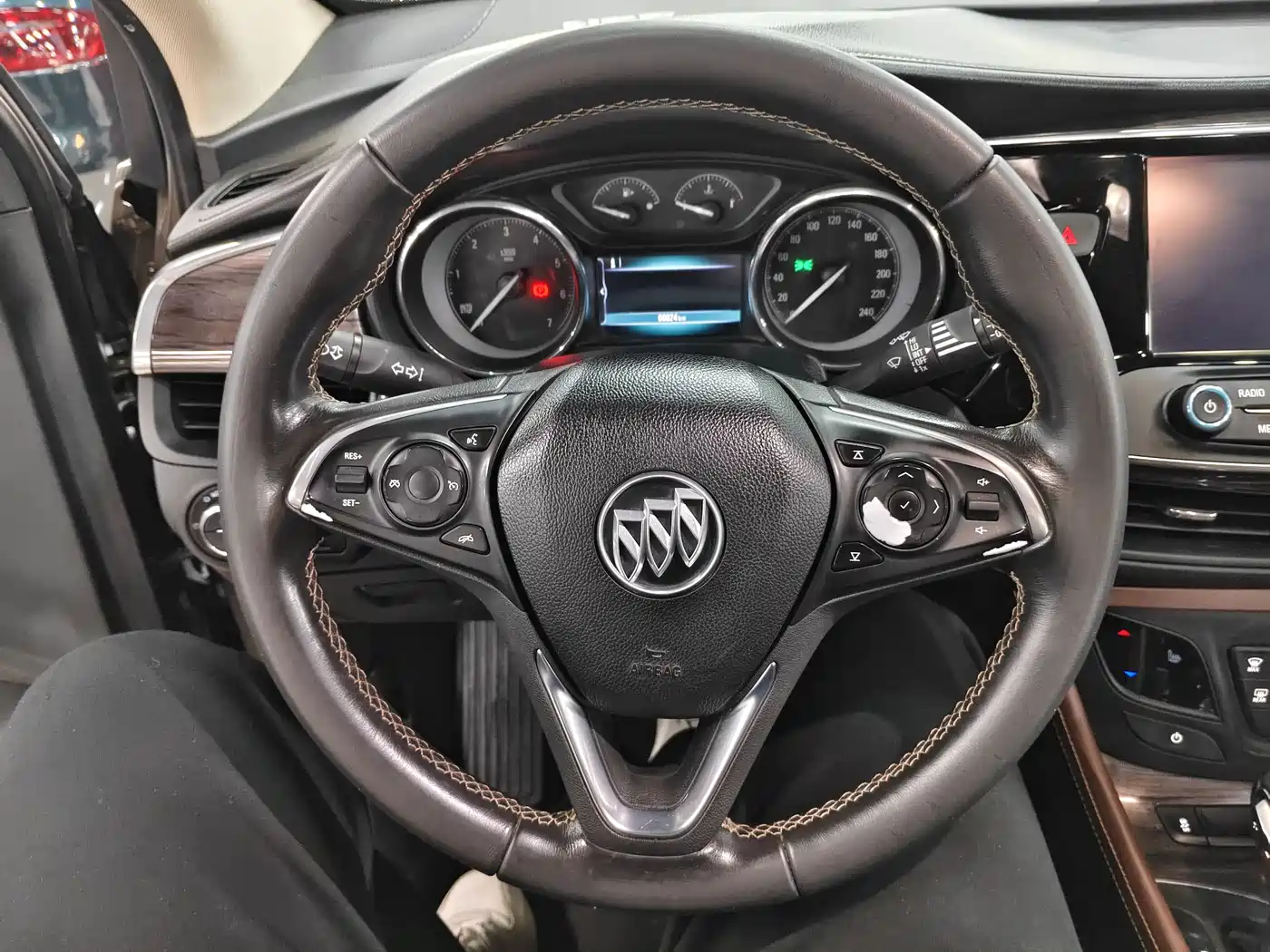 Buick Envision Plus 2017 20T FWD Elite фото 13