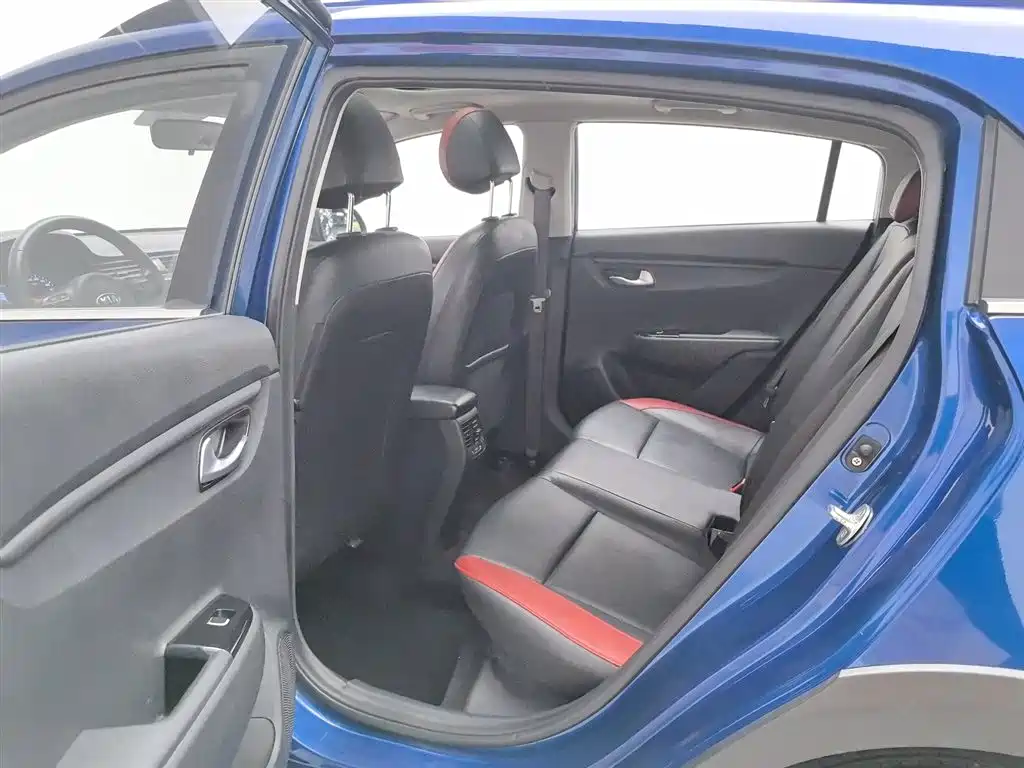 Kia KX CROSS 2019 1.6L Automatic Smart Sunroof Edition China VI фото 15
