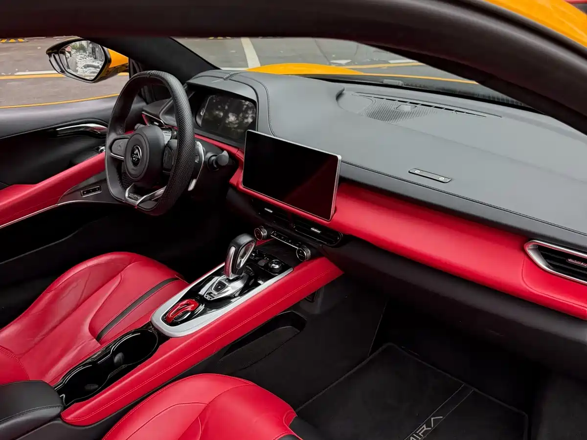 Lotus Cars EMIRA 2021 2.0T DCT First Edition фото 8
