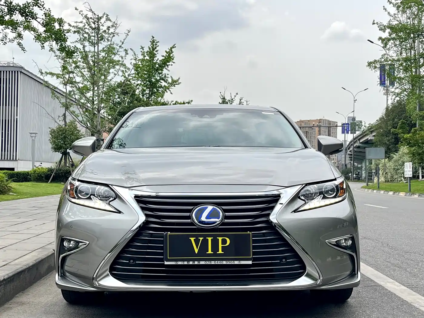Lexus ES 2015 300h Comfort Edition фото 2