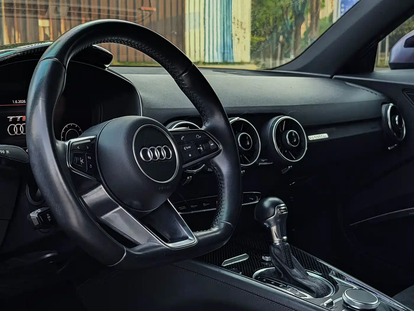 Audi TT 2015 TT Coupe 45 TFSI quattro фото 8