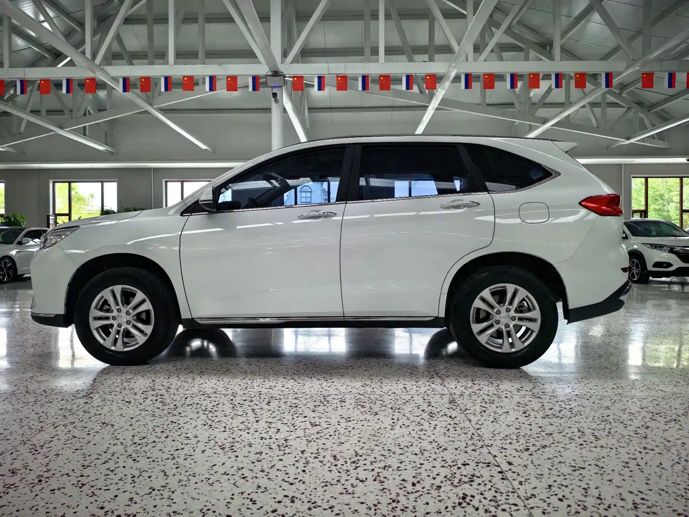 Haval M6 2021 PLUS 1.5T DCT Elite Smart Connect фото 5