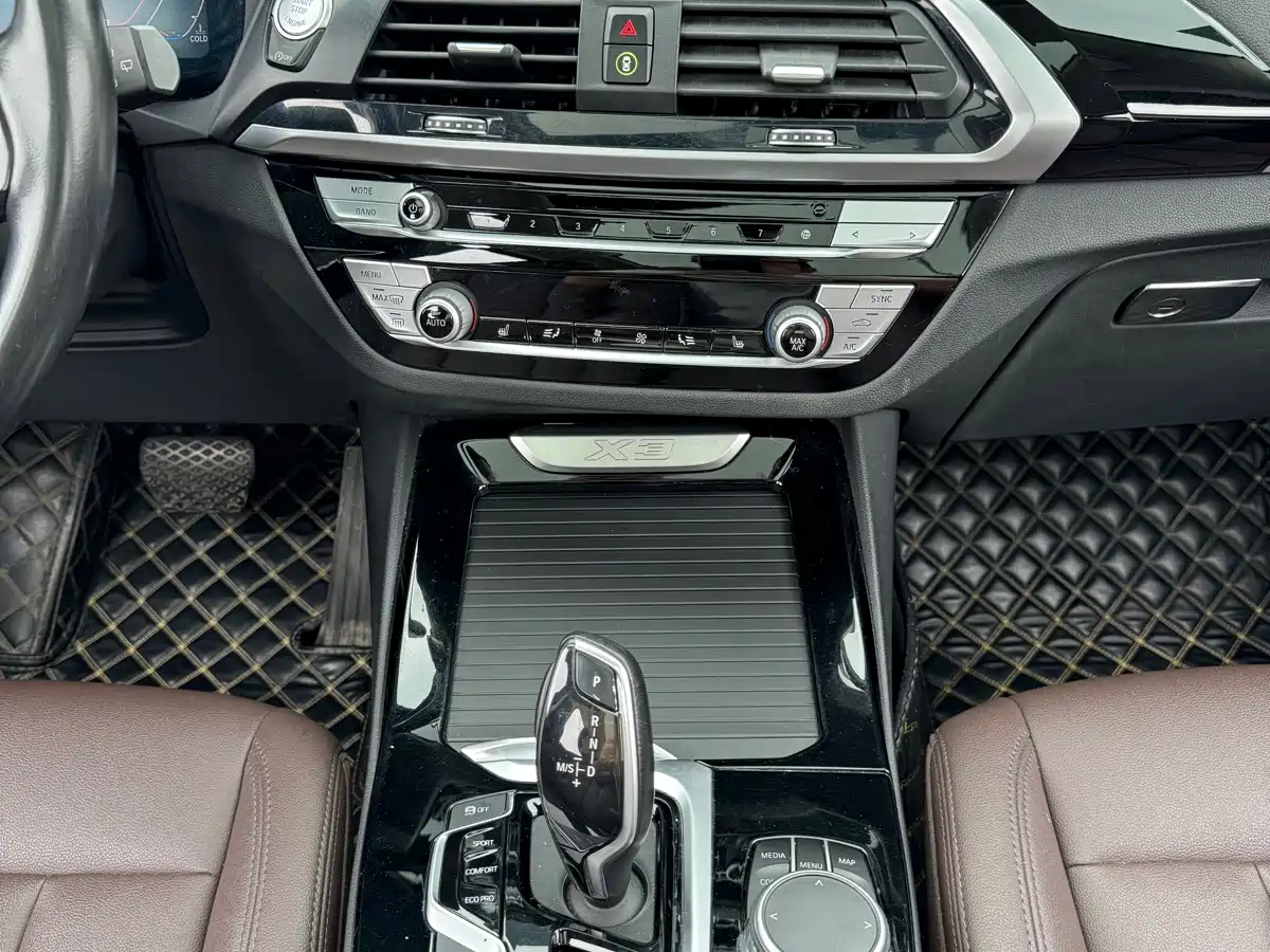 BMW X3 2020 xDrive25i Luxury Package фото 20