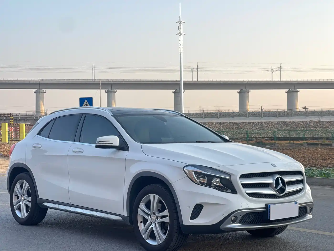 Mercedes-Benz GLA 2017 GLA 200 Dynamic фото 3
