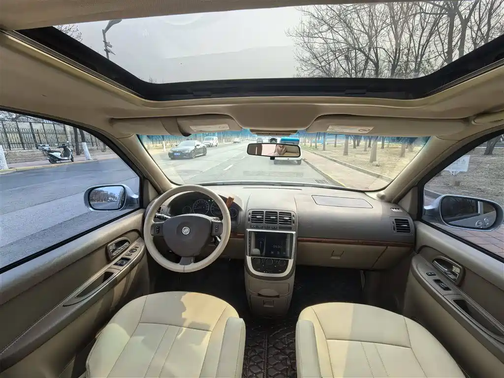 Buick GL8 2011 2.4L CT Luxury Business Comfort Edition фото 7