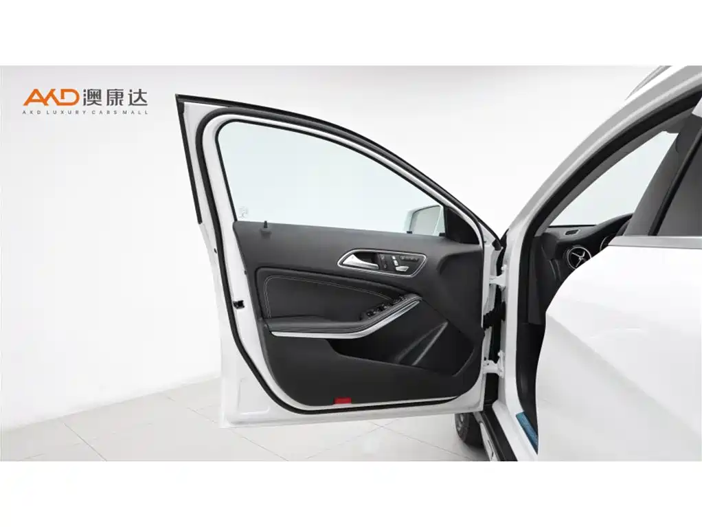 Mercedes-Benz GLA 2019 GLA 200 Fashion фото 10
