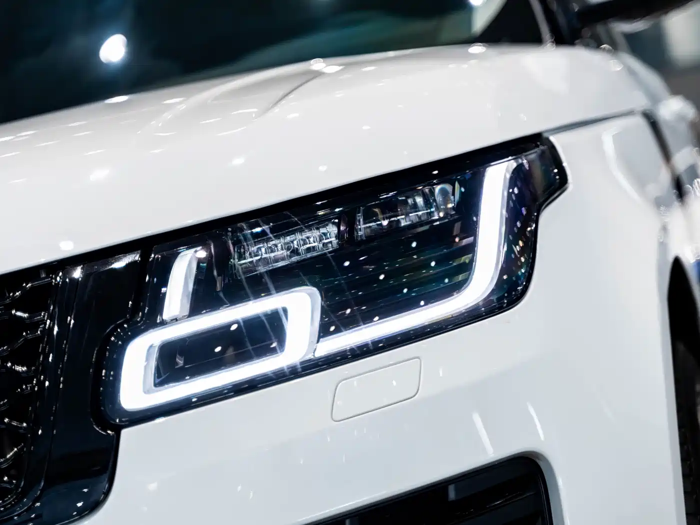 Land Rover Range Rover 2018 3.0 SC V6 Golden Age Edition фото 3