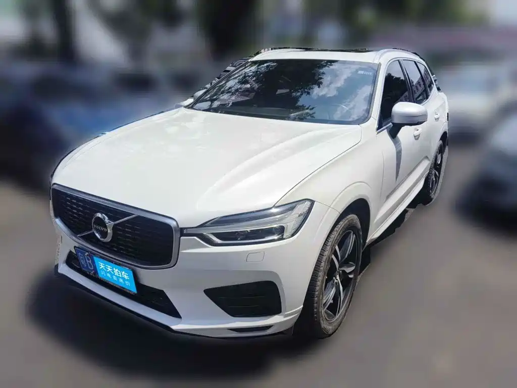 Фото 1 - Volvo XC60