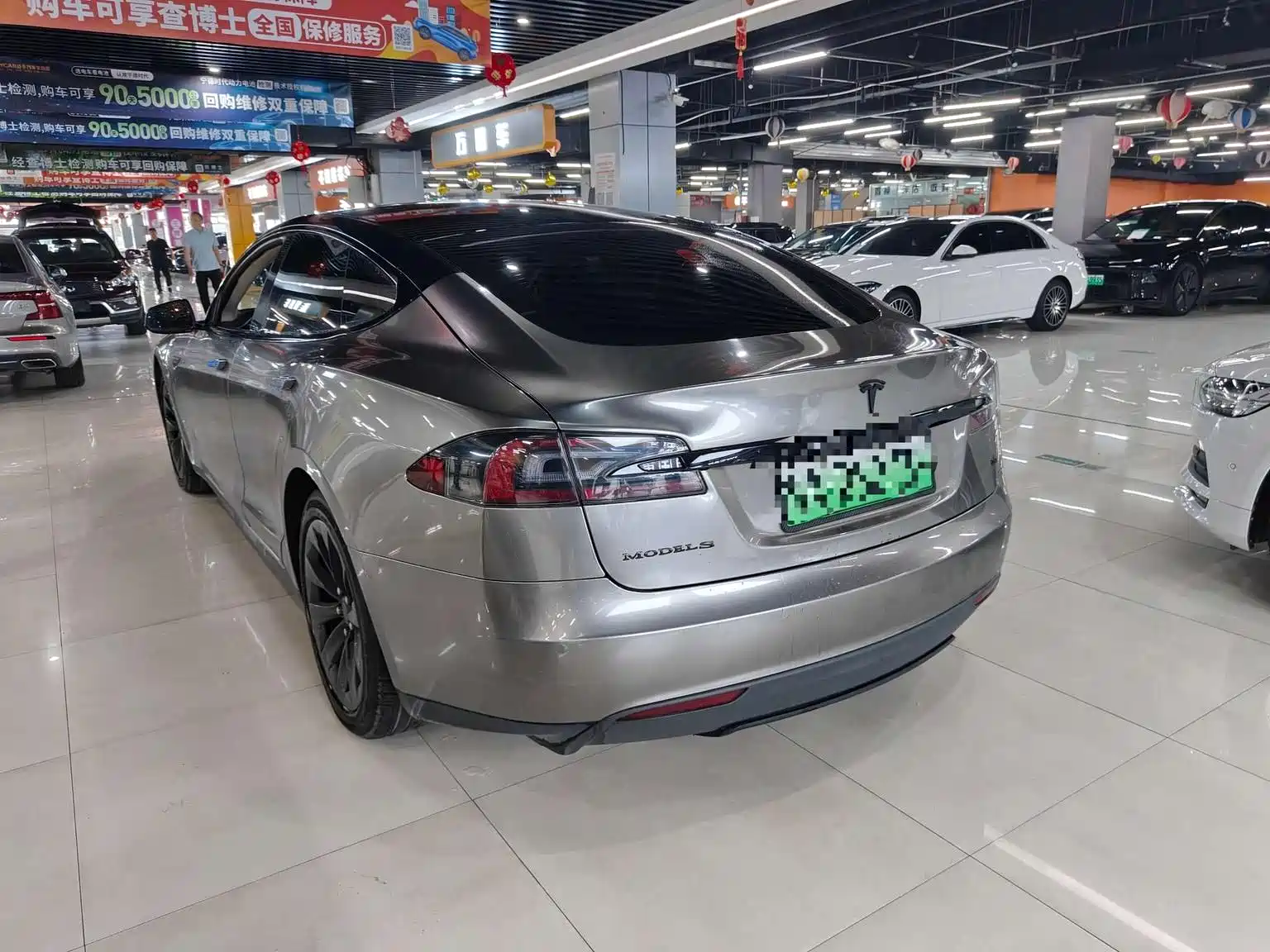Фото 8 - Tesla Model S