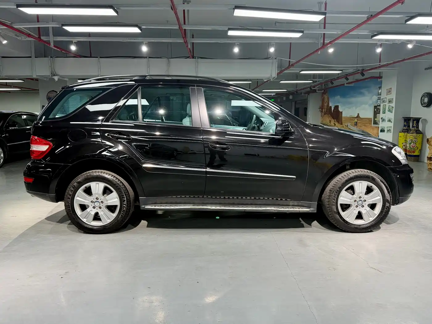 Mercedes-Benz M-Class 2010 ML 300 4MATIC фото 3