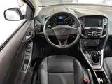 Фото 15 - Ford Focus