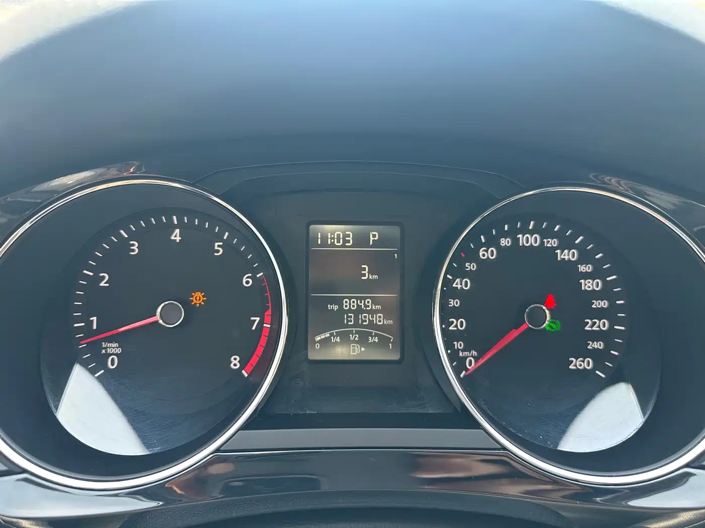 Volkswagen Sagitar 2018 1.6L Automatic Comfort фото 11
