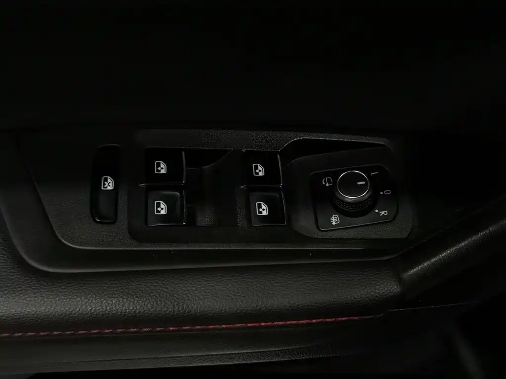 Photo 9 - Volkswagen Lavida